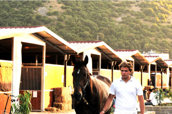 la rocca petroli sponsor centro ippico